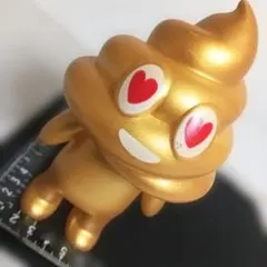 ゴールド うんちくん キャラクター フィギュア - メルカリ
