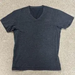 UNIQLO☆ダークグレー VネックTシャツ M