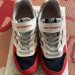 new balance キッズスニーカー ホワイト/レッド/ネイビー