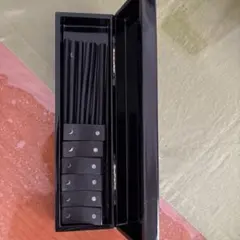 黒い箸6セット 月の模様付き　収納ケース付き　客用