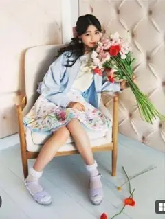 値*で様 メゾピアノ　ジュニア　水色 ジップアップ　ジャケット　140　春