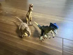 アニア　恐竜3体セット