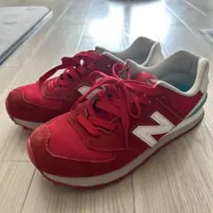 New Balance スニーカー 赤