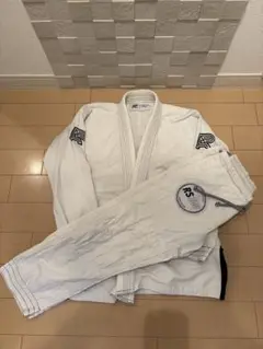 【中古】アルビノアンドプレト ブラジリアン柔術衣 A1サイズ a&p》アルビノアンドプレト A1 黒 柔術着 albino & preto - メルカリ