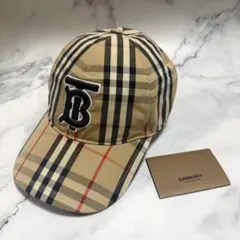D*9様 バーバリーBURBERRY帽子　LOVE ベースボールキャップ正規未使 D*9様 バーバリーBURBERRY帽子 LOVE ベースボールキャップ正規未使