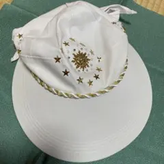 白いリボン付きゴルフハット