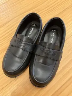キッズ　黒いローファー 18.0cm
