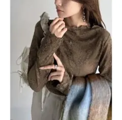 クラシカルエルフ　ハイネックトップス　ブラウン　M