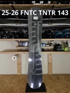 新品未使用 25-26 FNTC TNTR 143 ブラックのサムネイル