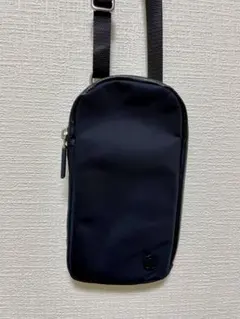 lululemon マルチポーチ ショルダーバッグのサムネイル