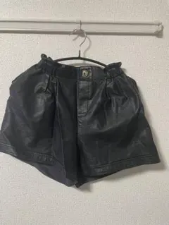 GRL フェイクレザー ショートパンツ ブラック Mサイズ