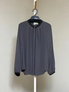 【新品未使用】ユナイテッドアローズ グレイバイカラー配色ブラウス