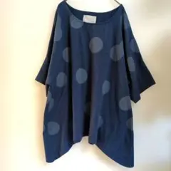 ノアール　ドット柄　カットソー　ゆったり　オシャレウォーカー　Tシャツ　水玉のサムネイル
