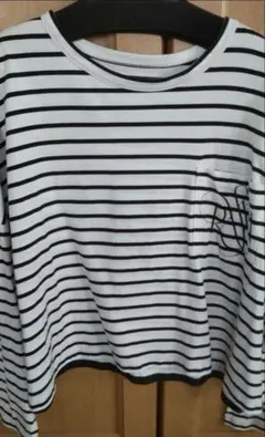 2025年最新】rosymonster Tシャツ・カットソーの人気アイテム - メルカリ