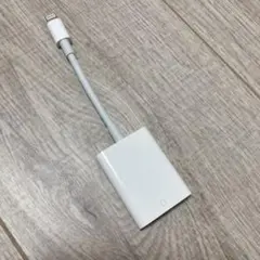 Apple 純正　Lightning SDカードリーダー　ライトニング