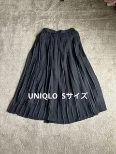 プリーツスカート　黒　ユニクロ