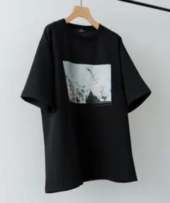 [極美品] 完売品　Art Graphic ポンチTシャツ　アーバンリサーチ