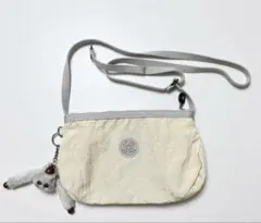 Kipling（キプリング）ショルダーバッグ モンキーチャーム付