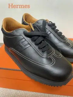 美品♡Hermes スニーカー/36.5のサムネイル