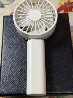 無印良品 充電式コンパクトハンディファンのサムネイル