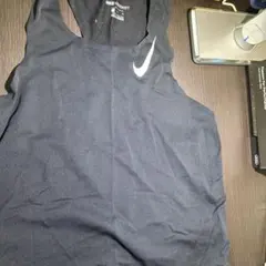 Nike Aeroswift タンクトップ 黒