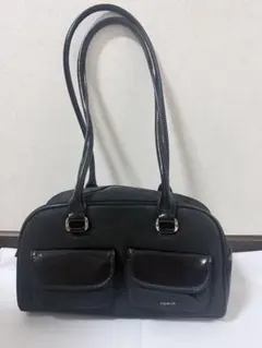 STAND OIL 黒のショルダーバッグ 前ポケット付き