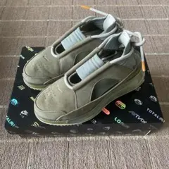 ナイキ エアマックス FF720 23.5㎝