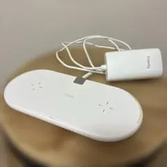 【シンプル便利グッズ‼︎】Freedy デュアルワイヤレス充電パッド ホワイト