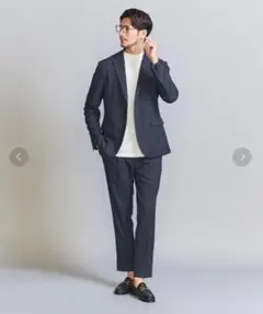 Item thumbnail for item 21949d3b-c404-49c6-975d-e022eb8a66f9