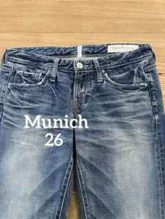 Munich ミューニック　デニム　パンツ　綿100% 日本製　26サイズのサムネイル