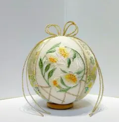 手毬 手鞠 てまり 刺繍金魚 No127 ハンドメイド 手鞠 手毬 てまり 475 刺繍 金魚1 - メルカリ