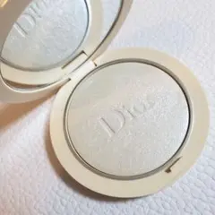 ディオール　スキン フォーエヴァー クチュール ルミナイザー03パールグロウ