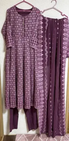 Item thumbnail for item f7b56f54-b302-4acf-81e4-e317daf62893