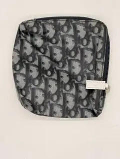 Item thumbnail for item dfb6d70f-384b-4165-b9f6-01e751771a69