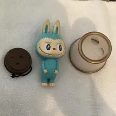 ラブブ　フィギュア