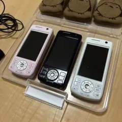 docomo ガラケー 2台セット ピンク ブラック スライド式 携帯電話 本体