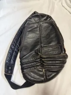 00s DIESEL レザー スリングバッグ ボディバッグ ワンショルダーバッグ