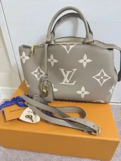 美品】LOUIS VUITTON マヒナ オメア ガレ/別売りチャーム付 - メルカリ