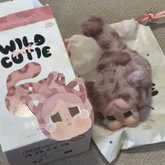 クライベイビーWild but Cutie Pink crybaby 猫 ピンク