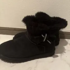 UGG ムートンブーツ ブラック ラインストーンのサムネイル