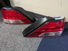 レクサスLS 運転席ドア内張り USF40 - メルカリ