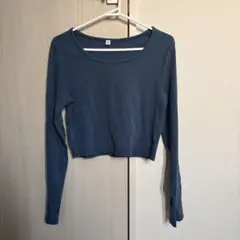 GU ブルー クロップド長袖Tシャツ