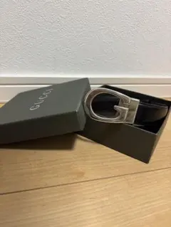 GUCCI（グッチ）レザーベルト シルバーバックル Gロゴ 箱付き