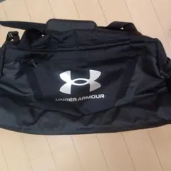 UNDER ARMOUR ボストンバッグ ブラック