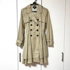 ジルバイジルスチュアート ベージュフリルトレンチコート