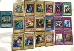 遊戯王デュエルモンスターズカード　19枚セット