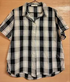 シューラルー　SHOO・LA・RUE　半袖シャツ　Lのサムネイル