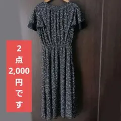MAJESTIC LEGON 黒地小花柄フリル袖ワンピース