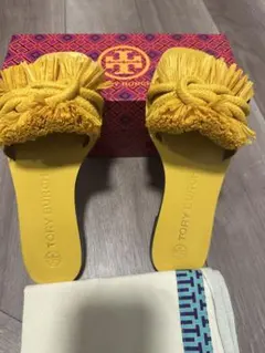 TORY BURCH フリンジサンダル イエロー 5.5Mのサムネイル
