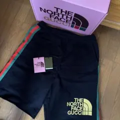 グッチxノースフェイス コラボスウェットハーフパンツシェリーライン651727のサムネイル